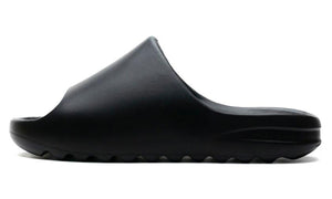 Yeezy Slide ‘Black’ FX0495